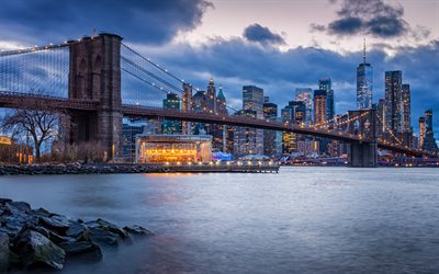 Ponte di Brooklyn, New York, tramonto, sera, Brooklyn, i grattacieli del World Trade Center 1, paesaggio urbano, panorama di New York, USA