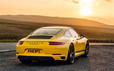 Porsche 911 Carrera T 2018, yellow sports coupe, rear view, sports car, German sports cars, evening, sunset, Porsche