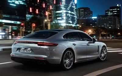 Porsche Panamera Turbo S E-Hybrid, 2017, 680 HP, 4 spor Kapılı coupe, elektrikli araba, gece, şehir ışıkları, elektrikli Panamera, Alman otomobil, Porsche