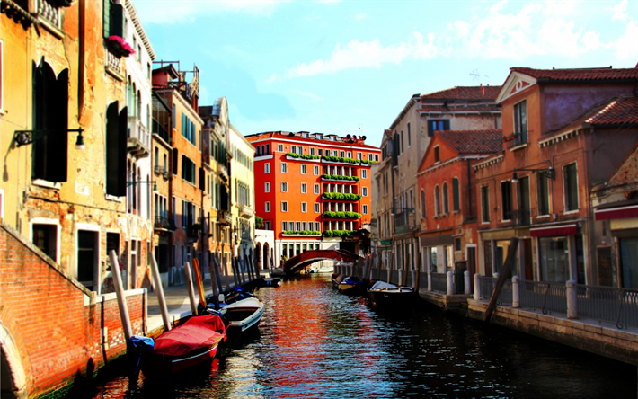 Venedik, İtalya, sokaklar, kanal, tekneler, eski evler