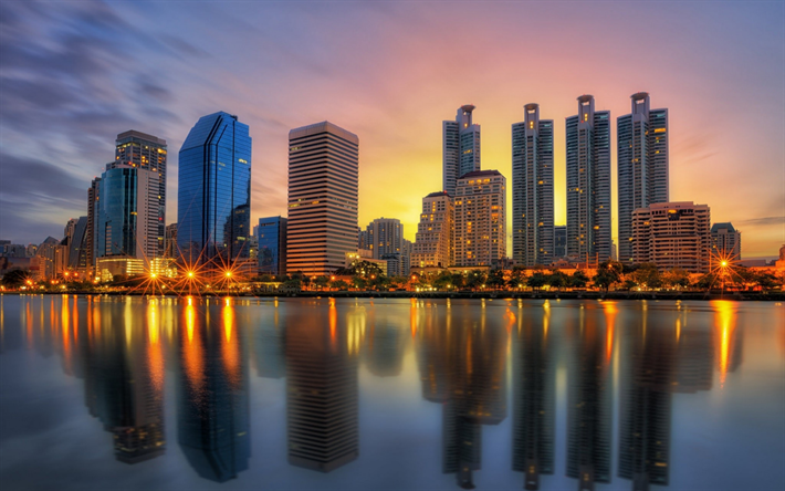 Bangkok, Tailandia, paisaje urbano, modernos edificios, rascacielos, puesta de sol, noche