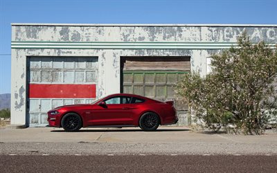 Ford Mustang, 2020, vista laterale, esterno, rosso sport coup&#233;, nuovo rosso Mustang, americano, sport auto, Ford