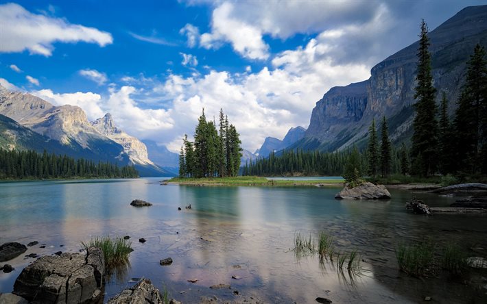 Maligne Lake, Spirito Island, Parco Nazionale di Jasper, Alberta, Canada, sera, montagna, lago, paesaggio, rocce