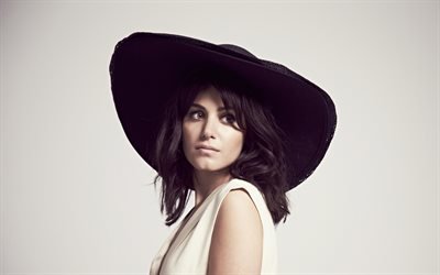 Katie Melua, 4k, cantante Britannico, ritratto, cappello nero, bianco, vestito, giovane e bella donna
