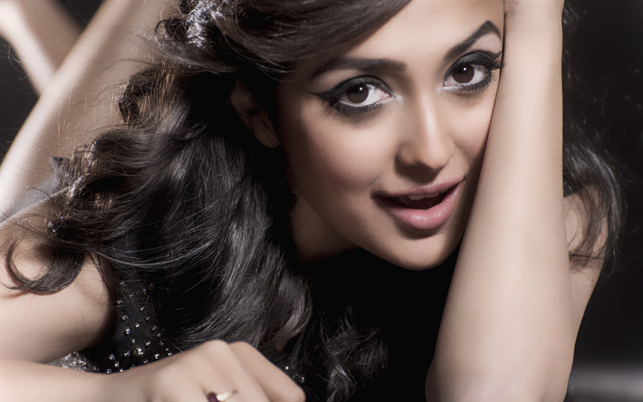 Monali Thakur, 4k, Bollywood, bellezza, cantante indiana, bella donna, bruna