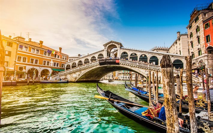 Pont du Rialto, Grand Canal, soir&#233;e, coucher du soleil, Point de rep&#232;re de Venise, Paysage urbain de Venise, Venise, Italie