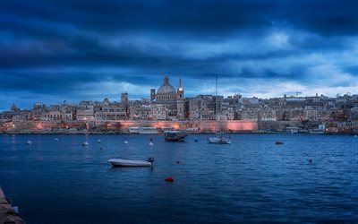 Grand Harbour, la Valeta, tarde, puesta de sol, el Mediterr&#225;neo, el capital, la Malta, el Puerto de la Valeta