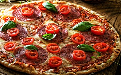 Pizza com salsicha, comida r&#225;pida, pastelaria, pizza, tomates, carne de pizza
