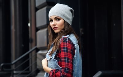 Victoria Justice, American actress, portrait, make-up, girl in hat