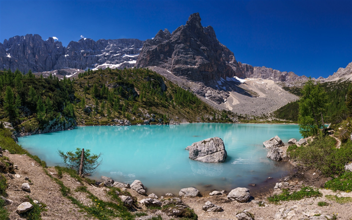 O Lago Misurina, lago de montanha, lago glacial, Alpes, paisagem de montanha, primavera, Alpes Dolomitas, Veneto, It&#225;lia