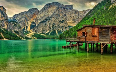 4k, 湖Braies, HDR, 美しい自然, グリーンレイク, 山々, 湖のBraies, Pragser Wildsee, 欧州, 南チロル, イタリア, Dolomites, イタリアの自然