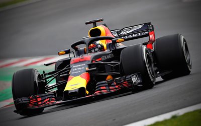 Max Verstappen in F1, 4k, raceway, RB14, 2018 auto, Formula 1, HALO, Aston Martin Red Bull Racing, Verstappen, Formula Uno, Red Bull Racing RB14