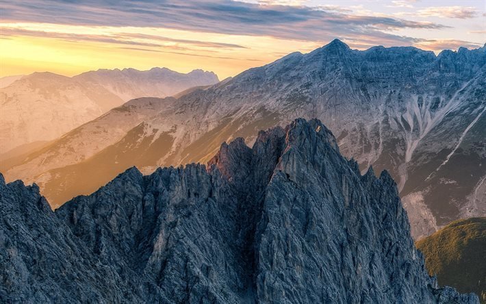 le matin, les rochers, le lever du soleil, montagnes, paysage de montagne