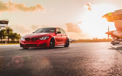 El BMW M3, 2017, F80, sed&#225;n rojo, tuning, llantas en negro, rojo M3, BMW