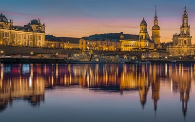 Dresden, Elbe-joen, Alster, illalla, n&#228;ht&#228;vyydet, Dresden linna-asuinpaikka, Saksa