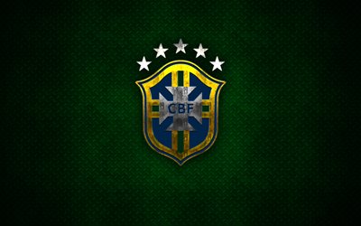البرازيل الوطني لكرة القدم, 4k, المعادن الشعار, الفنون الإبداعية, شعار معدني, الأخضر خلفية معدنية, البرازيل, كرة القدم
