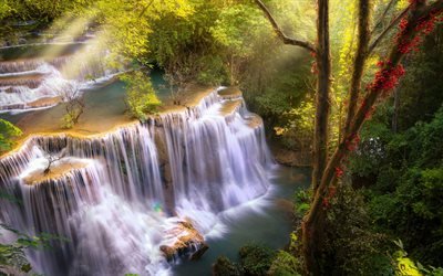 Huai Mae Khamin, cascata, foresta pluviale, sera, sole, Kanchannaburi, Thailandia