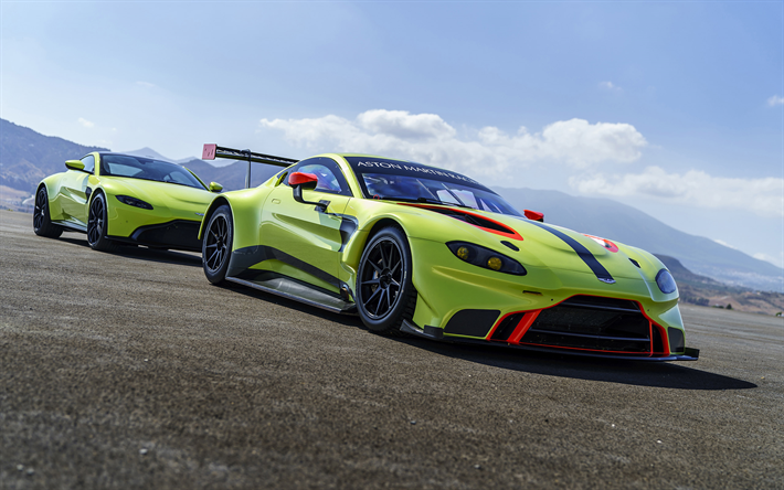 Aston Martin Vantage, GTE, 2018, sport racing coupe, green sports car, racing track, race, Aston Martin