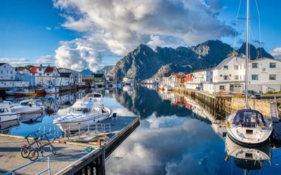 Henningsvaer, matin, Lofoten, yachts, baie, paysage urbain de Henningsvaer, fjord, mer, Norvège