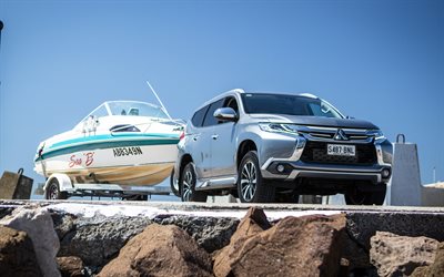 Mitsubishi Pajero Sport, 2017, GLS, SUV, silver Pajero, boat transport, Mitsubishi
