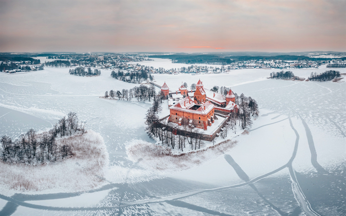Trakai Island Castle, Lake Galve, winter, snow, ancient castles, landmark, Trakai, Lithuania