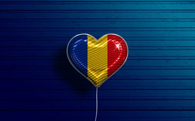 أحب رومانيا, 4 ك, بالونات واقعية, خلفية خشبية زرقاء, الرومانية علم القلب, أوروباا, الدول المفضلة, لرومانيا, بالون مع العلم, علم رماني, رومانيا, الحب رومانيا