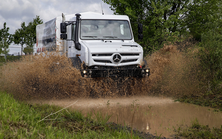 Mercedes-Benz Unimog U5000, en 2018, un v&#233;hicule tout terrain, un camion, une nouvelle blanc Unimog U5000, allemand trucks, Mercedes