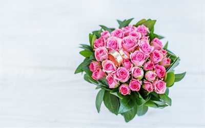buquê de rosas cor-de-rosa, ouro alianças de casamento, buquê de rosas, flores cor de rosa, casamento de fundo, plano de fundo para um convite de casamento