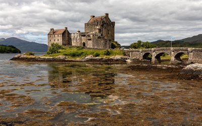 Eilean دونان القلعة, العجوز الاسكتلندي القلعة, الصيف, بحيرة, اسكتلندا, المملكة المتحدة