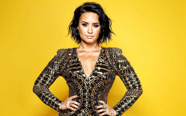 Demi Lovato, retrato, cantora norte-americana, sess&#227;o de fotos, belo vestido, a atriz norte-americana, estrela americana