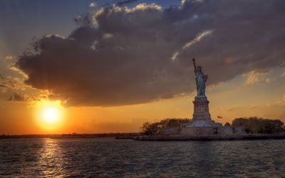 Download wallpapers Statue of Liberty, sunset, Manhattan, New York, USA ...