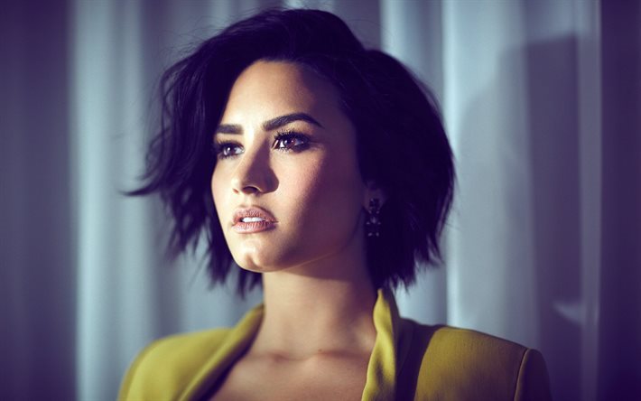 Demi Lovato, American actress, singer, portrait, beautiful girl make-up