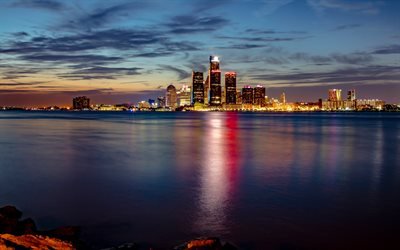 Detroit, y&#246;, pilvenpiirt&#228;ji&#228;, kaupunkikuva, illalla, Detroit River, Michigan, USA