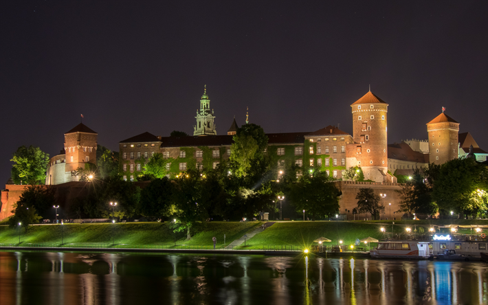 Slottet Wawel, Kung Kasimir III den Stora slott, Krakow, Polen, landm&#228;rke, natt, vackra slott