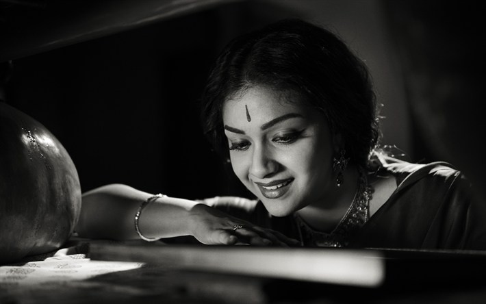 Keerthy Suresh, 4k, monocromatico, Bollywood, attrice indiana, bellezza