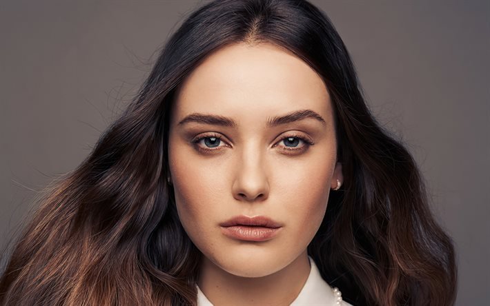 Katherine Langford, australiensisk sk&#229;despelerska, portr&#228;tt, fotografering, vackra &#246;gon, popul&#228;ra sk&#229;despelerskor