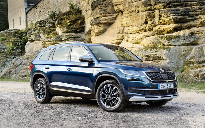 Skoda Kodiaq Sportline, 2017 carros, cruzamentos, azul Kodiaq, Skoda