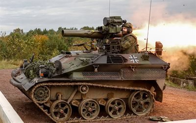 Wiesel 1 TOW, caterpillar fighting vehicle, anti-tank missile, German Army, Wiesel AWC
