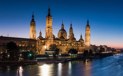 Nuestra Senora del Pilar, Zaragoza, noite, p&#244;r do sol, catedral, paisagem urbana de Zaragoza, Espanha