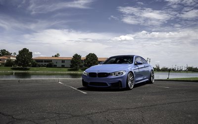 BMW M4, F83, bleu coup&#233; sport, tuning m4, voitures allemandes, jantes blanches, BMW