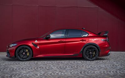 Alfa Romeo Giulia GTA, 2020, vista lateral, exterior, sedan vermelho, tuning Giulia, novo Giulia vermelho, carros italianos, Alfa Romeo