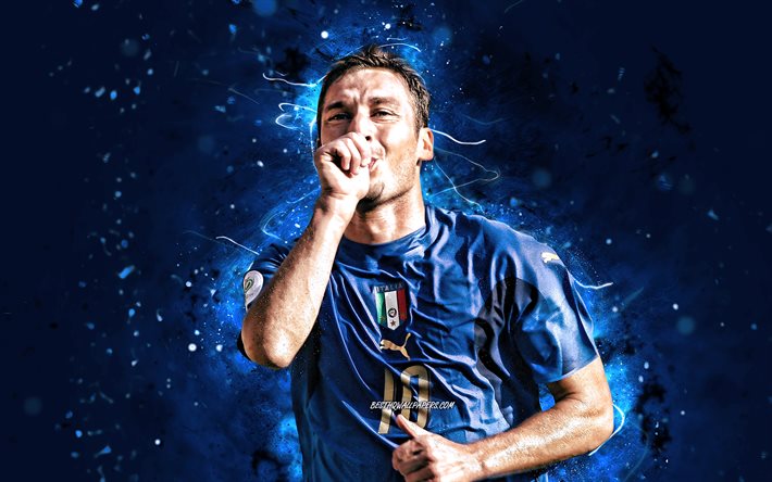 Francesco Totti, 4k, football stars, italian footballers, soccer, Italy national football team, neon lights, football legends, Francesco Totti 4K