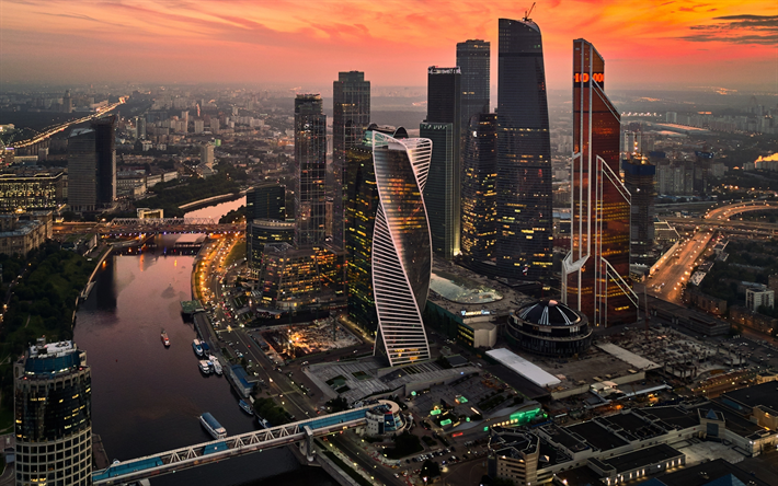 La Ciudad de mosc&#250;, puesta de sol, modernos edificios, paisajes urbanos, Rusia, rascacielos, Mosc&#250;