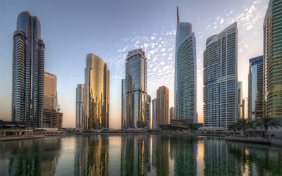Jumeirah Lakes Towers, Dubai, Emirati Arabi Uniti, grattacieli, complessi, edifici moderni, centri commerciali