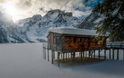 Lago di Braies, inverno, montagne, italiano punti di riferimento, Braies, Trentino-Alto Adige, Italia, Europa