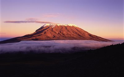 O Monte Kilimanjaro, 4k, vulc&#227;o, montanhas, Kilimanjaro, Tanz&#226;nia, &#193;frica