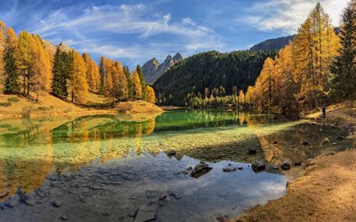 paisagem montanhosa, lago montanhoso, outono, bela floresta, &#225;rvores amarelas, lago esmeralda