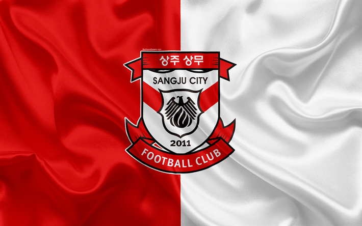 Sangju Sangmu FC, drapeau de soie, 4k, logo, embl&#232;me, de soie rouge blanc texture de la cor&#233;e du Sud de football club, K de la Ligue 1, le football, Sanju, la Cor&#233;e du Sud
