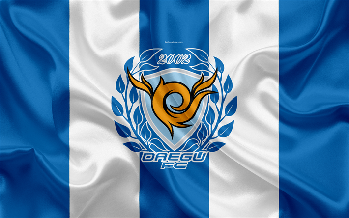 Daegu FC, seta, bandiera, 4k, logo, stemma, in seta blu, bianco, texture, corea del Sud football club, K League 1, calcio, Daegu, Corea del Sud