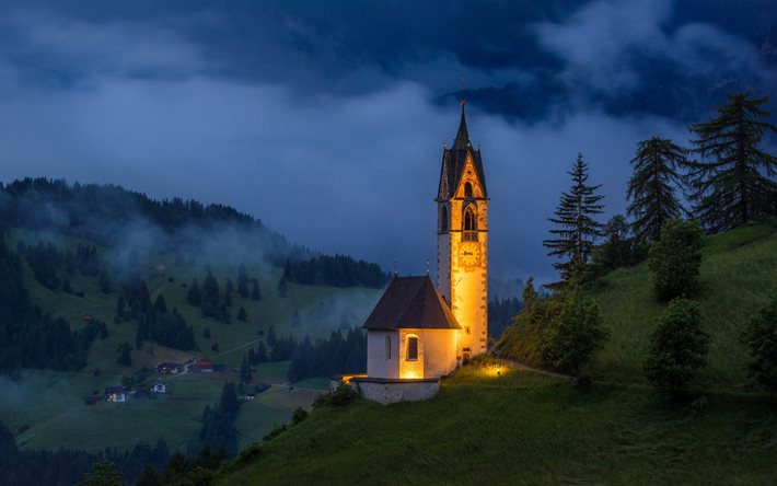 Chiesa di Santa Barbara, St Barbara Church, San Genesio, South Tyrol, Dolomites, evening, sunset, mountain landscape, Italy, mountains